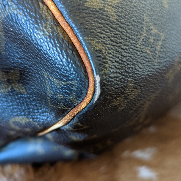 Louis Vuitton Speedy 30 Canvas Monogram Hand Bag - Picture 5 of 11
